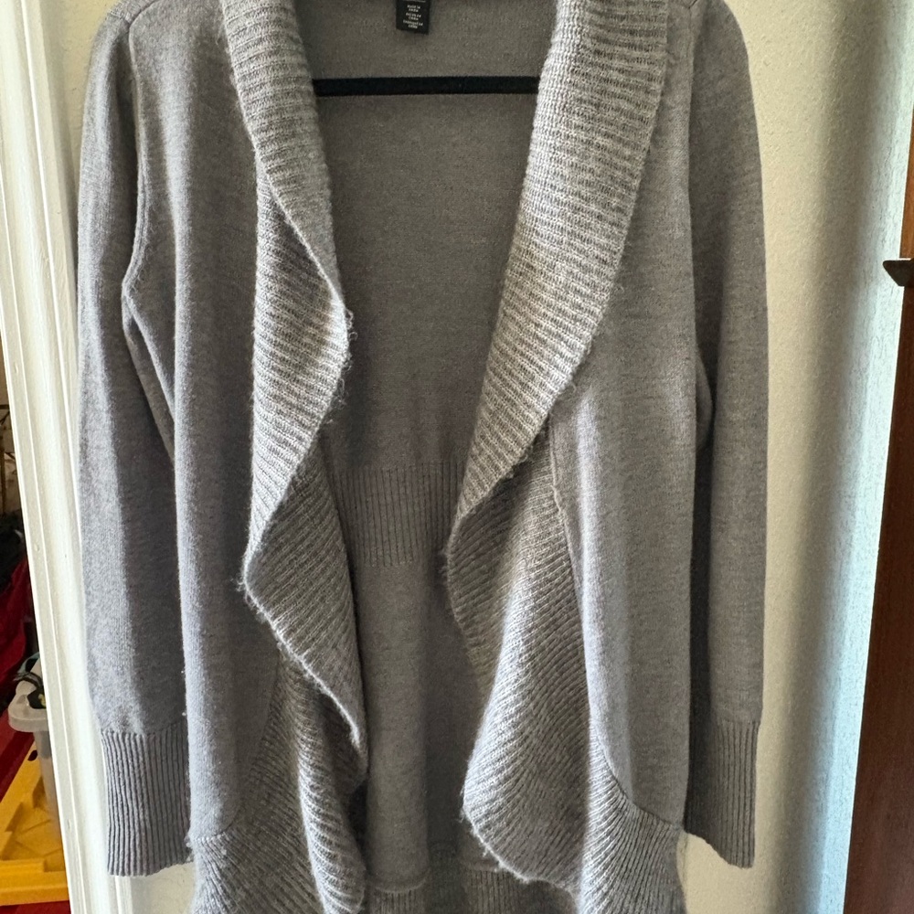 White House Black Market Soft Gray Cardigan - Picture 3 of 4